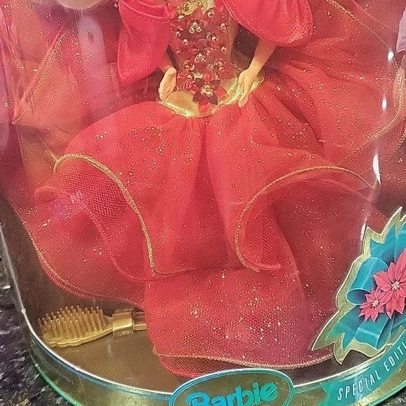 NIB Vintage 1993 Happy Holidays Barbie Special Edition By Mattel - Picture 3 of 9